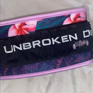 Unbroken Designs 4inch weight belt (M)